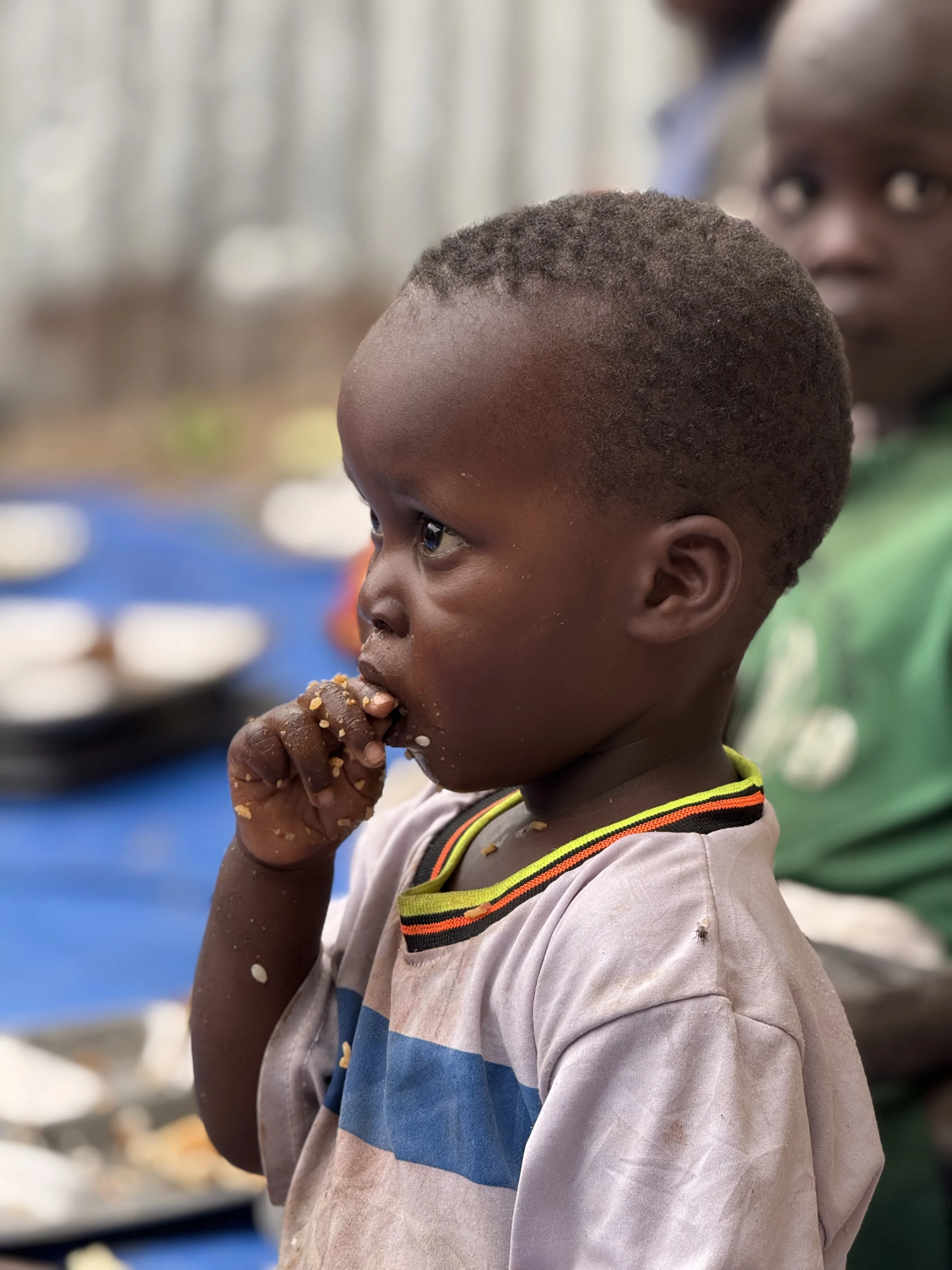 Afrika’da Günlük Yemek Yardımlarını Sürdürüyoruz