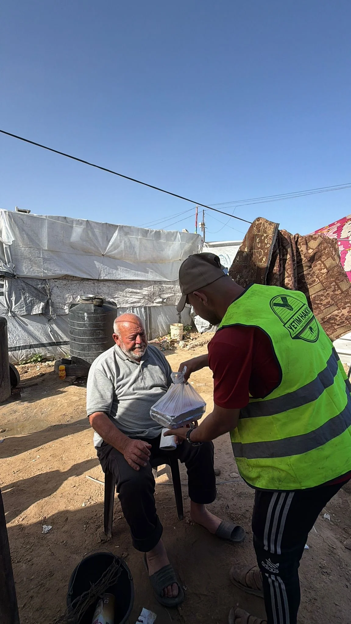 ⁠ ⁠Gazze Sıcak Yemek Dağıtımı